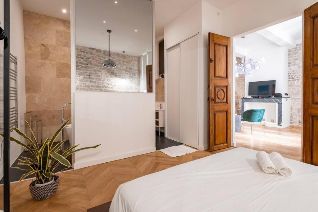 Apartamento Harmonie Nimes Exterior foto